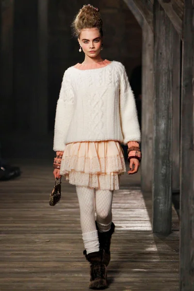 Look 67